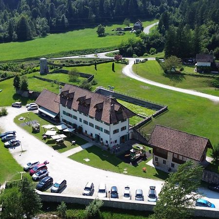 Hotel Aplis Ovaro Exterior photo