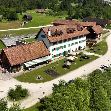 Hotel Aplis Ovaro Exterior photo