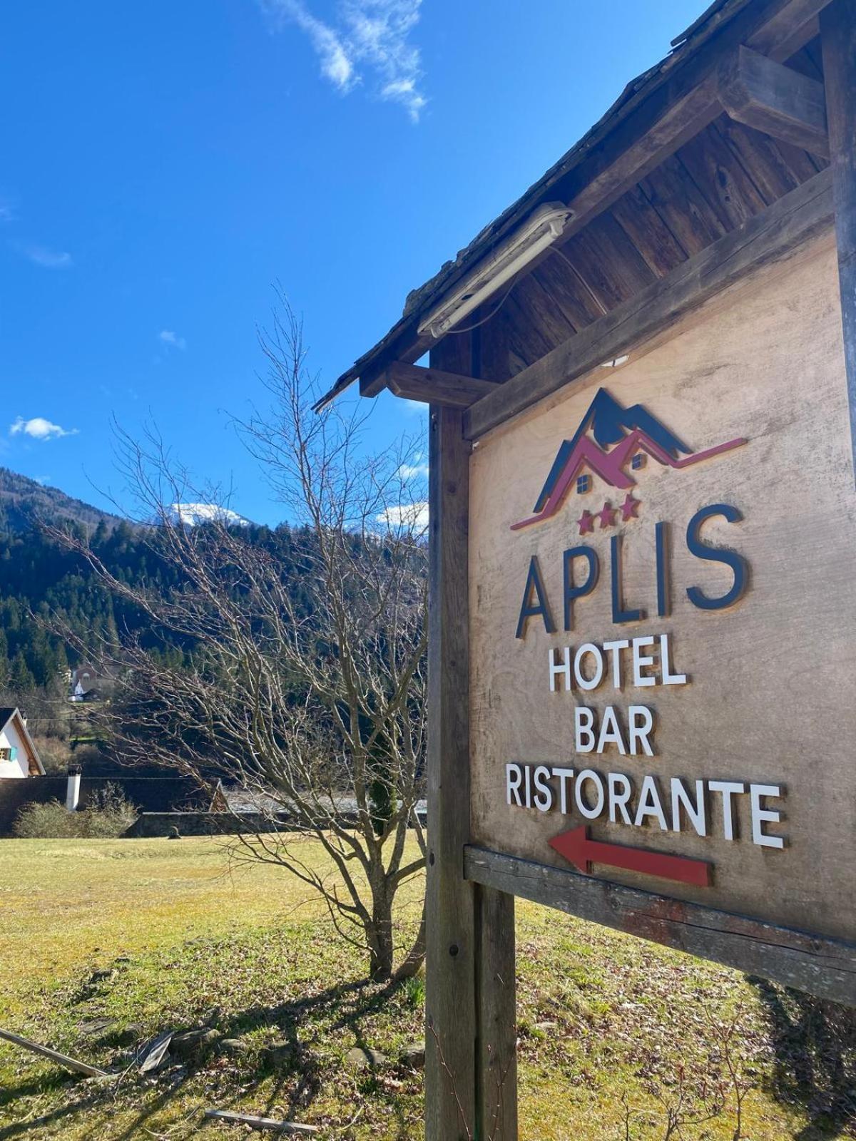 Hotel Aplis Ovaro Exterior photo